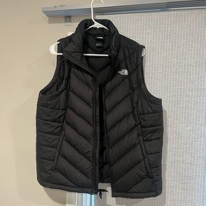 Women’s Black Northface Vest